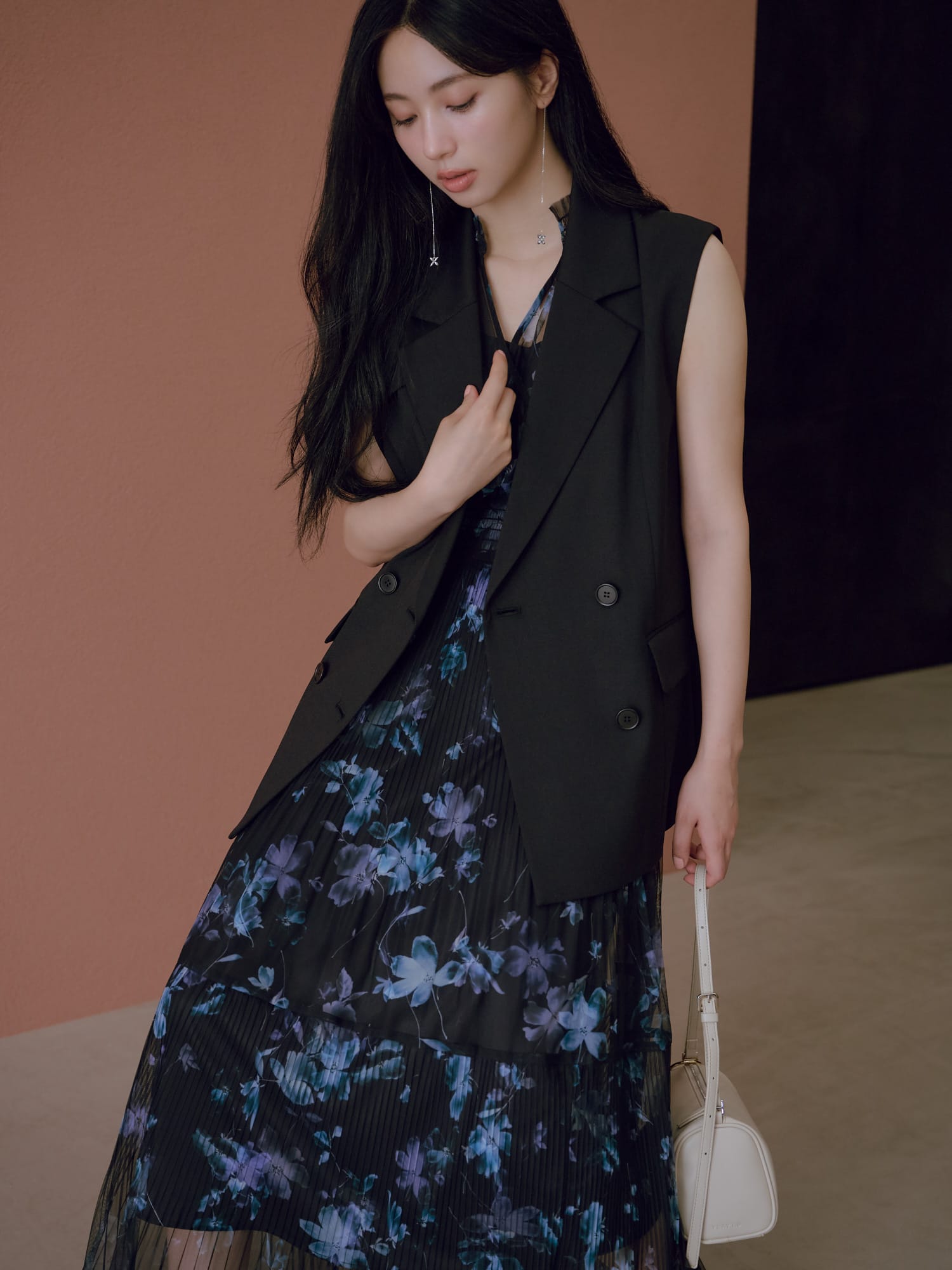 CHICK IN NAVY イメージ03