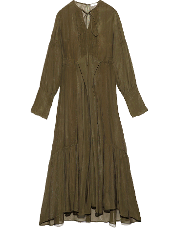 Dress ¥23,000+tax
