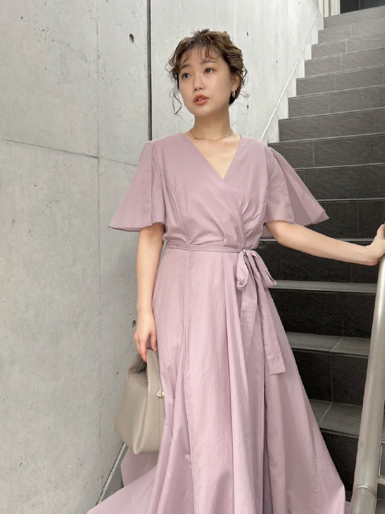 FEMININE DRESS