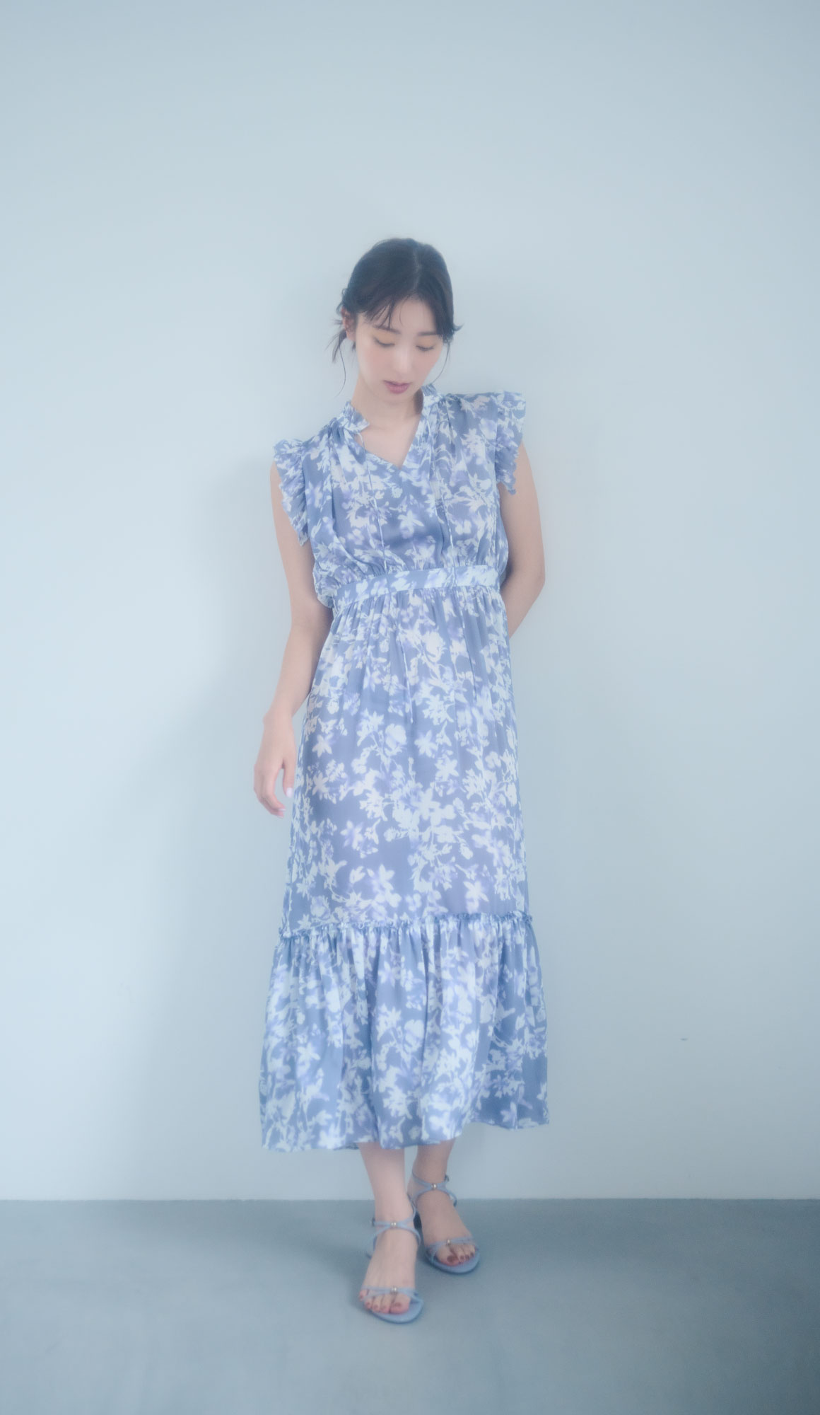 Feminine mode LOOK2