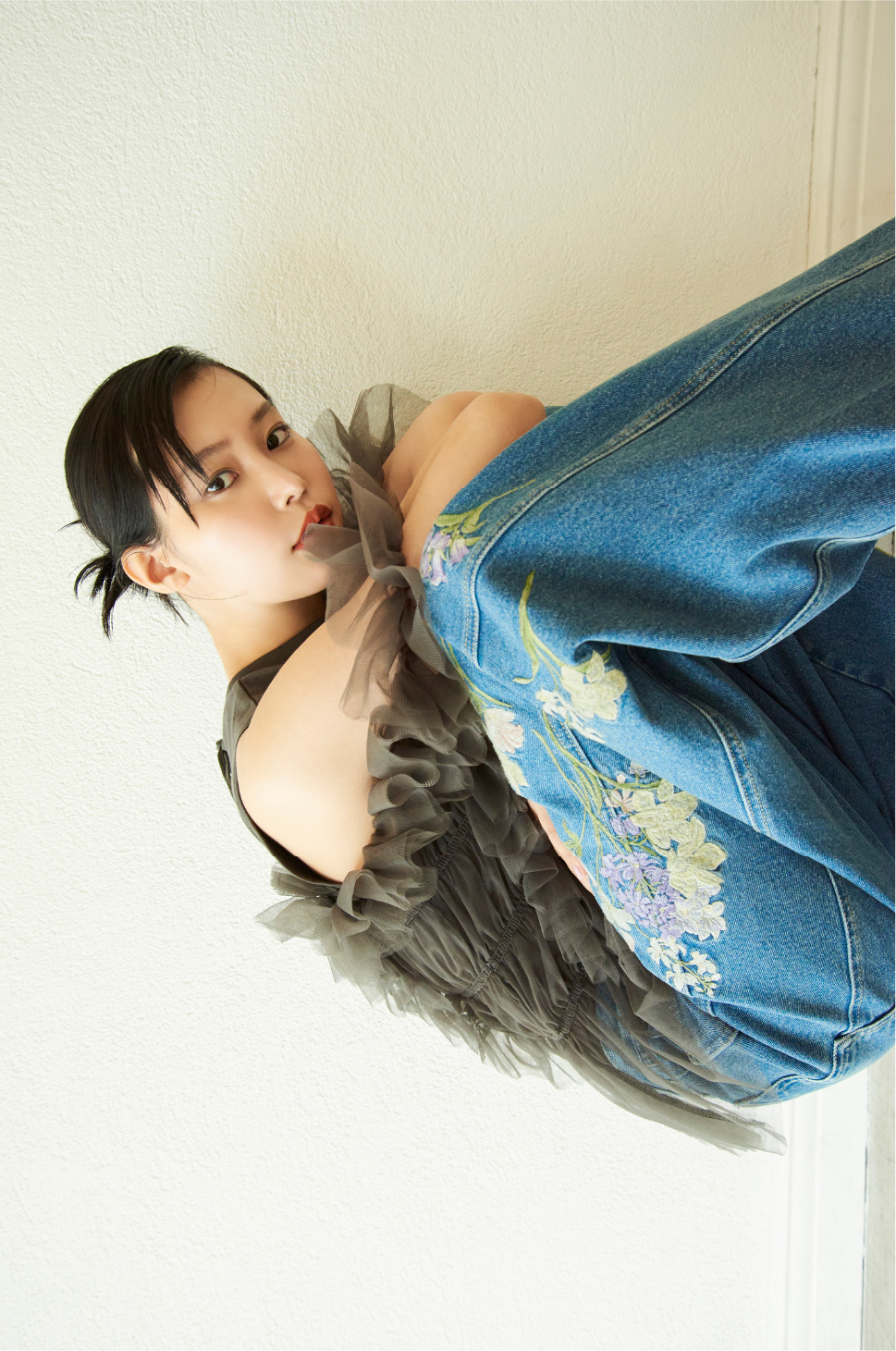 PLAYFUL VOLUME SARA MINAMI FRAY I.D JOURNAL VOL.06 SPRING