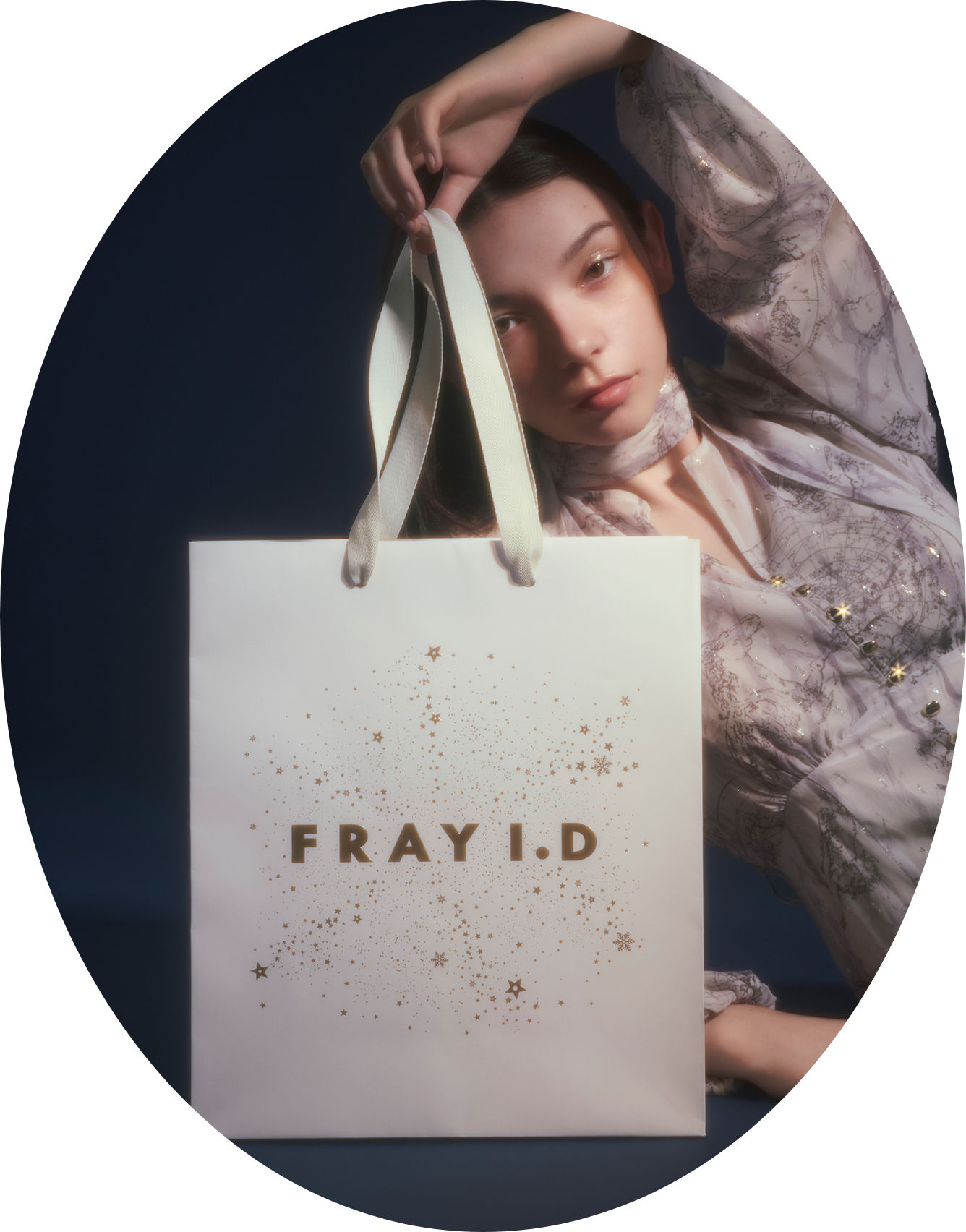 FRAY I.D ホリデー限定ショッパー画像