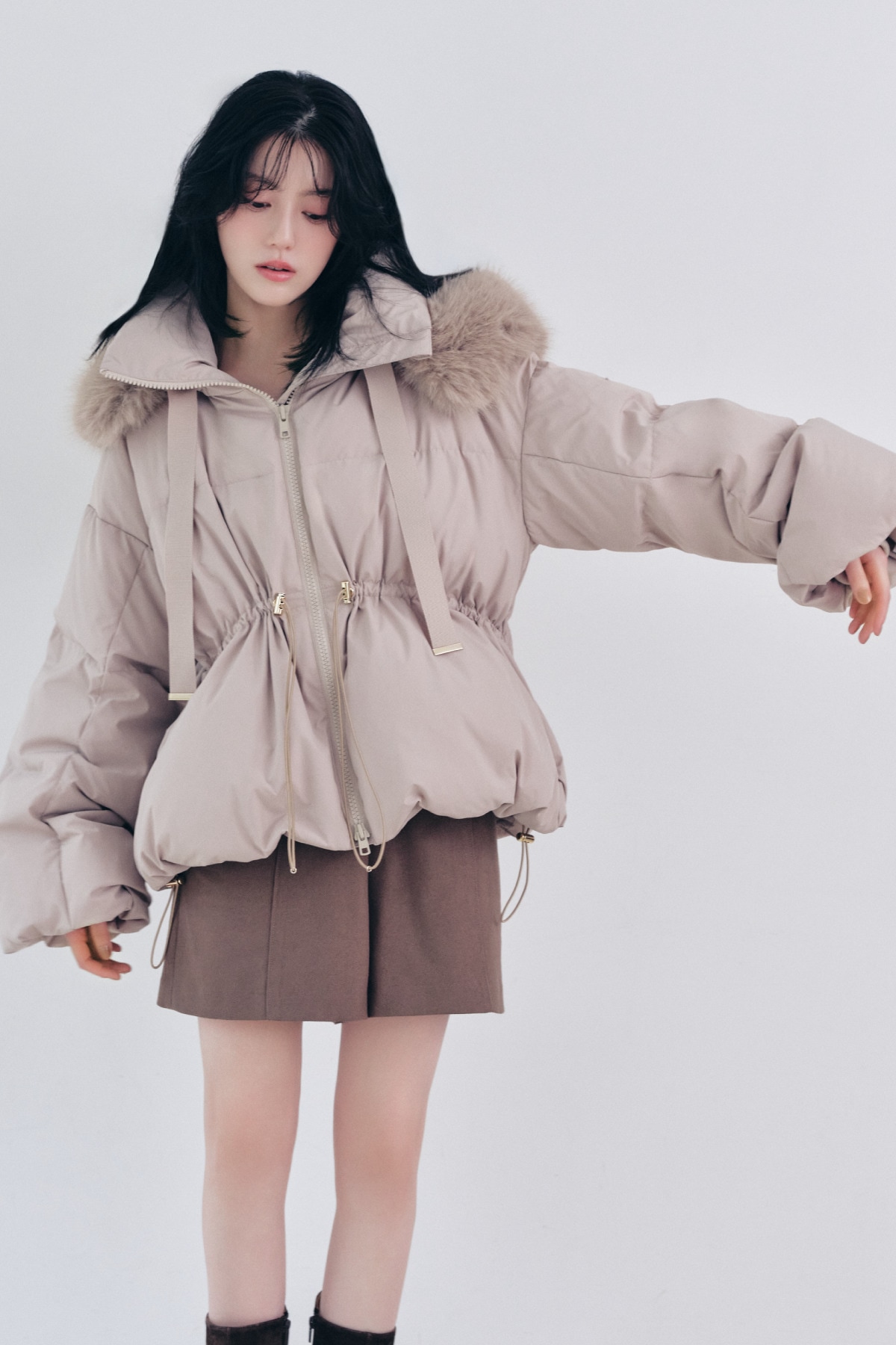 2-WAY SHORT DOWN COAT 着用カット