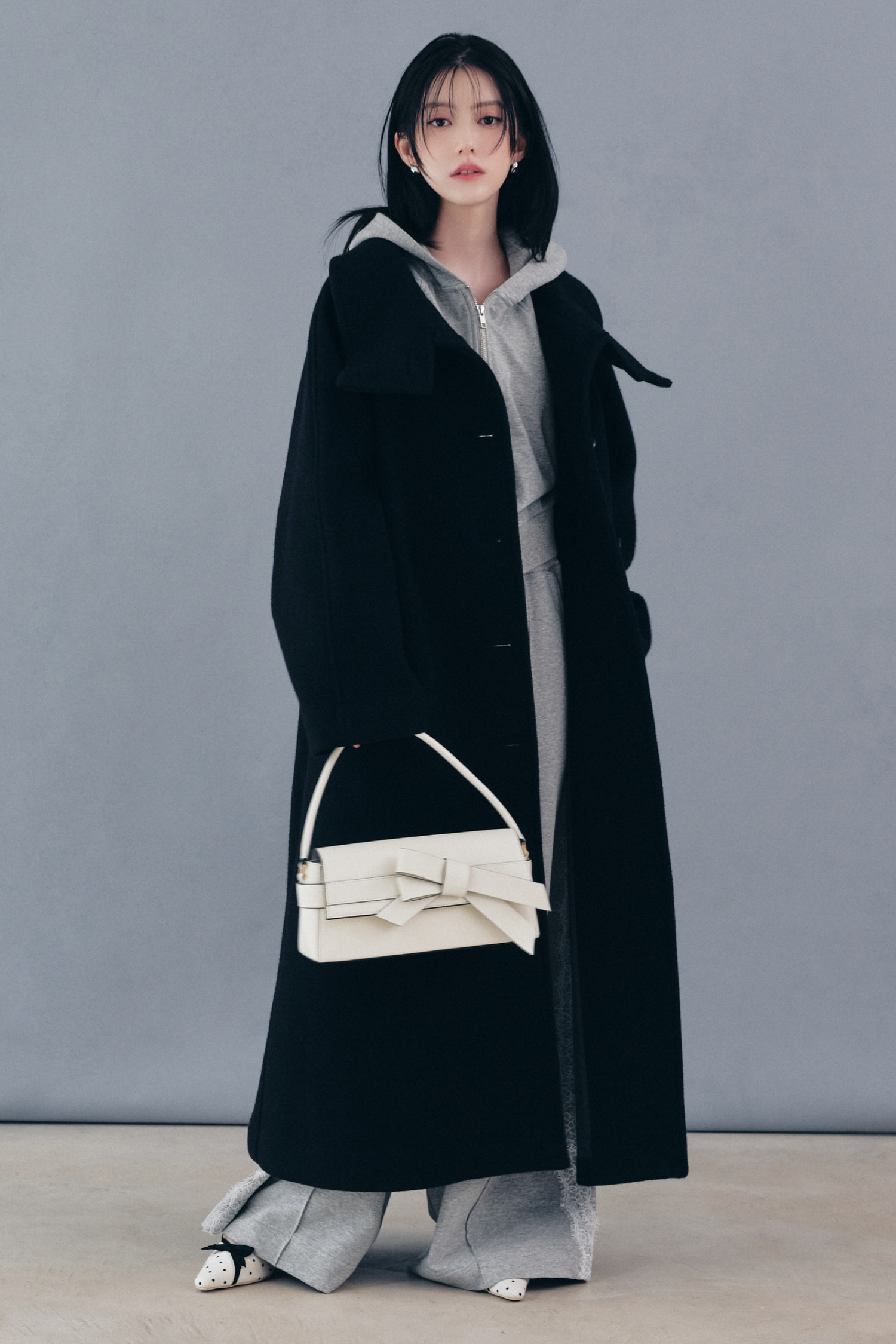 LONG BALMACAAN COAT 着用カット