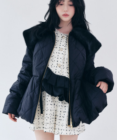 LOOK8 2-WAY FUR-COLLAR QUILTED COAT のサムネイル
