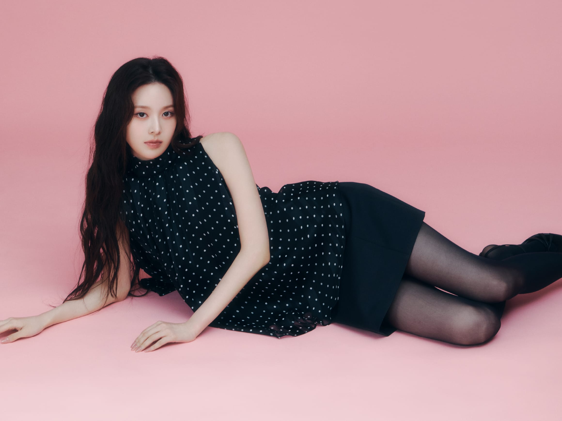 FRAY I.D Starring BANG JEE MIN / izna ISSUE2 Pink Threshold