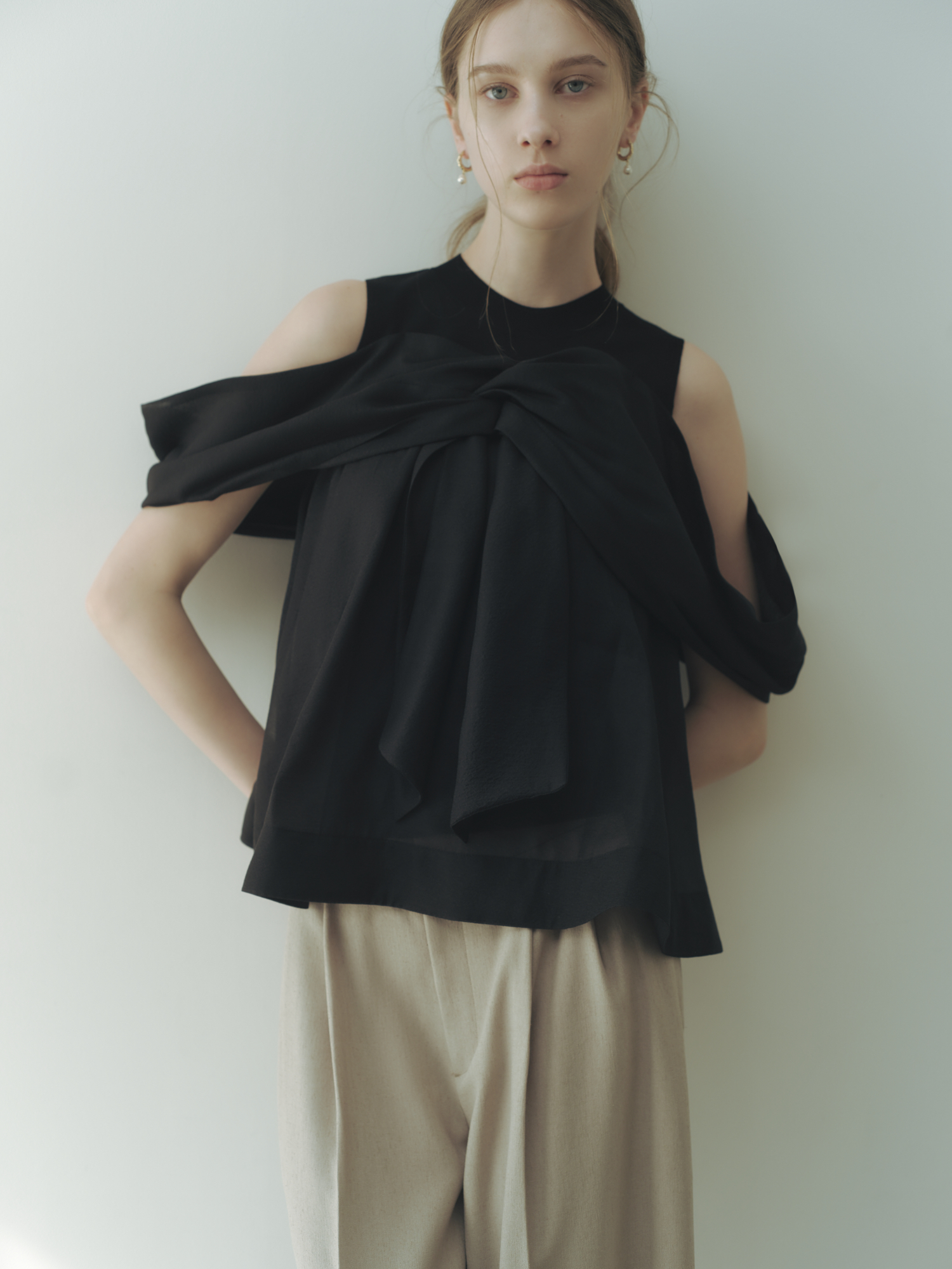 ２.Limited　Color ニットコンビペプラムトップス イメージ