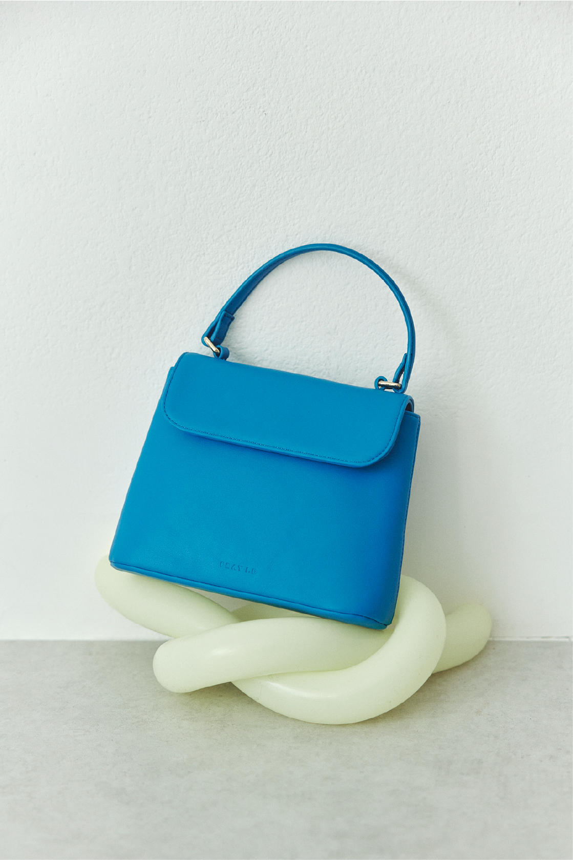 2wayハンドルフラップバッグの商品画像